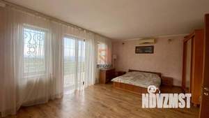 Дом 160м², 3-этажный, участок 10 сот.  