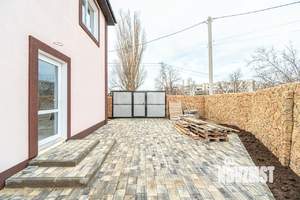 Дом 110м&sup2;, 2-этажный, участок 2 сот.  