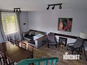 Коттедж 185м&sup2;, 2-этажный, участок 12 сот.  