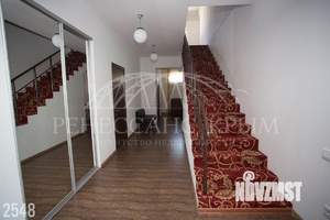 Дом 282м², 3-этажный, участок 5 сот.  