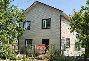 Дом 100м², 2-этажный, участок 4 сот.  