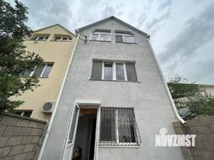 Дача 210м², 3-этажный, участок 3 сот.  