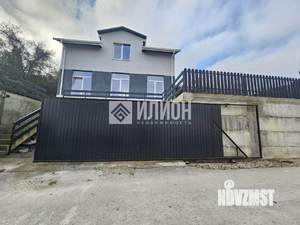 Дом 144м&sup2;, 2-этажный, участок 4 сот.  