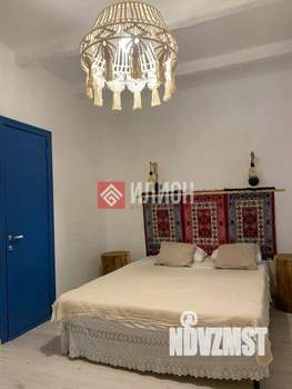 Дом 185м&sup2;, 3-этажный, участок 13 сот.  