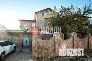 Коттедж 283м², 3-этажный, участок 6 сот.  