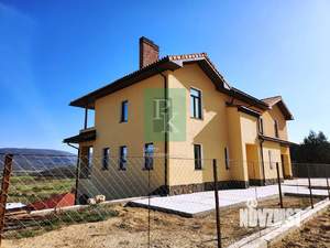 Дом 530м², 3-этажный, участок 25 сот.  