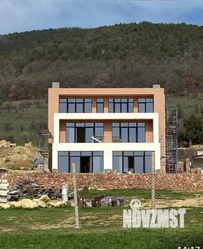 Коттедж 492м&sup2;, 3-этажный, участок 10 сот.  