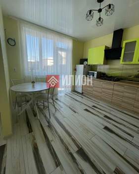 Дом 107м², 2-этажный, участок 5 сот.  