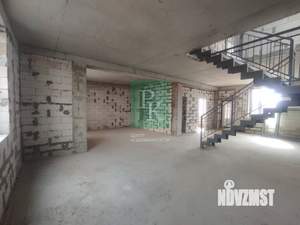 Дом 200м², 2-этажный, участок 5 сот.  