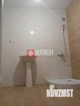 Дом 200м&sup2;, 2-этажный, участок 4 сот.  