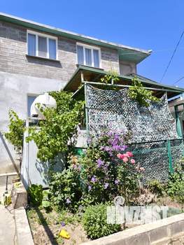 Дом 196м², 2-этажный, участок 7 сот.  