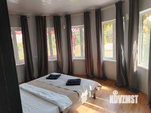 Дом 185м², 3-этажный, участок 12 сот.  