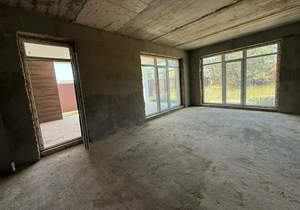 Дом 245м², 2-этажный, участок 5 сот.  