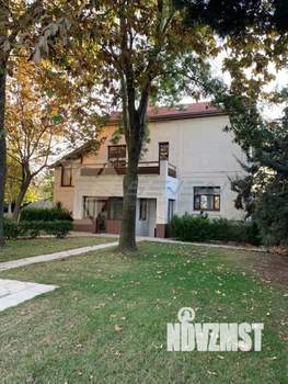 Дом 260м², 3-этажный, участок 20 сот.  