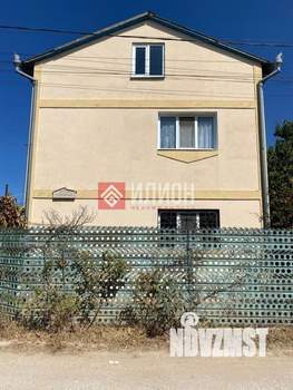 Дом 100м², 3-этажный, участок 4 сот.  