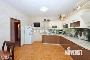 Дача 220м², 2-этажный, участок 6 сот.  