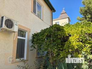 Дом 220м², 2-этажный, участок 5 сот.  