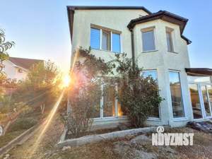 Дом 200м&sup2;, 2-этажный, участок 8 сот.  