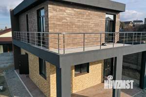 Дом 180м², 2-этажный, участок 4 сот.  