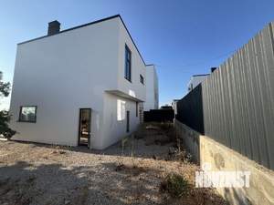 Дом 107м², 2-этажный, участок 4 сот.  