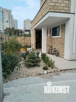 Дом 320м&sup2;, 3-этажный, участок 9 сот.  