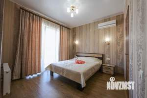 Дом 750м², 3-этажный, участок 9 сот.  