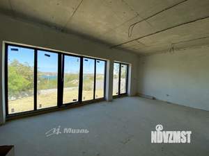 Дом 180м², 2-этажный, участок 5 сот.  