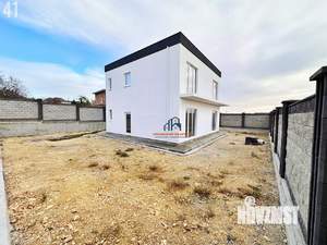 Дом 190м², 2-этажный, участок 5 сот.  