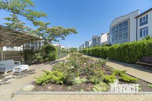 Дом 110м², 3-этажный, участок 1 сот.  