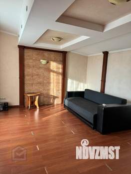 Таунхаус 276м², 4-этажный, участок 8 сот.  