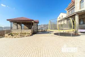 Дом 561м&sup2;, 3-этажный, участок 12 сот.  