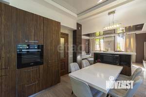 Дом 175м², 2-этажный, участок 4 сот.  
