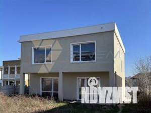 Дом 206м², 2-этажный, участок 4 сот.  