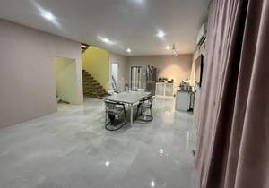 Дом 140м², 2-этажный, участок 4 сот.  