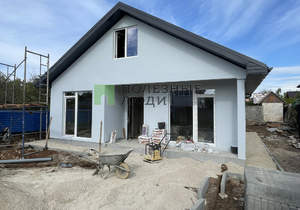 Дом 110м², 2-этажный, участок 4 сот.  