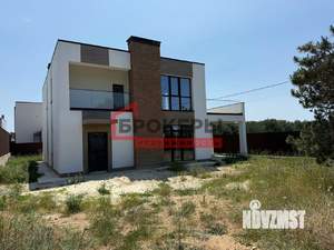 Дом 265м², 2-этажный, участок 5 сот.  