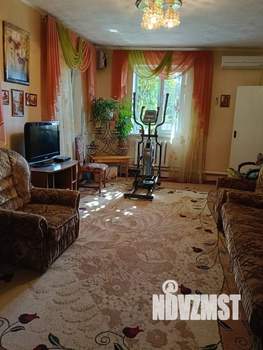 Дом 226м², 2-этажный, участок 15 сот.  