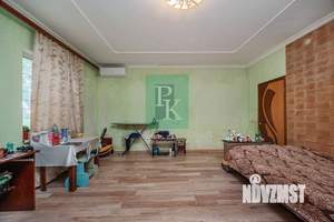 Дом 120м², 2-этажный, участок 5 сот.  