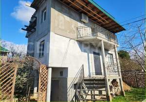 Дом 280м², 3-этажный, участок 7 сот.  