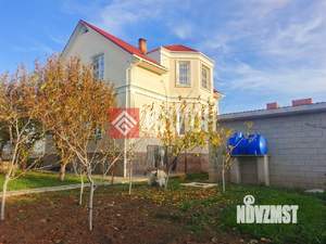 Дом 196м&sup2;, 3-этажный, участок 10 сот.  