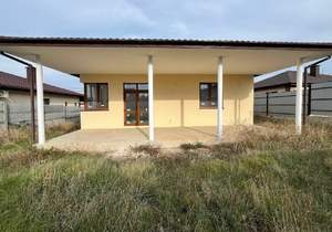 Дом 132м&sup2;, 1-этажный, участок 4 сот.  