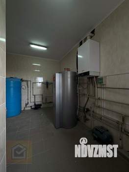 Дом 320м², 2-этажный, участок 15 сот.  
