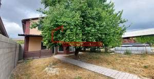 Дом 139м&sup2;, 2-этажный, участок 4 сот.  