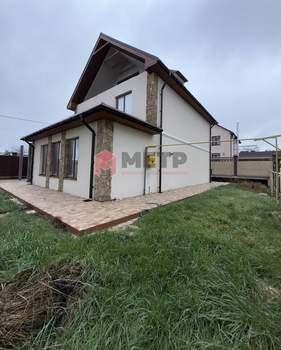 Дом 192м&sup2;, 3-этажный, участок 4 сот.  