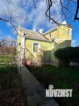 Дом 284м², 2-этажный, участок 6 сот.  