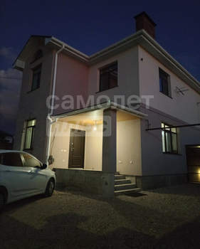 Дом 220м², 2-этажный, участок 9 сот.  