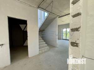 Дом 180м², 2-этажный, участок 5 сот.  
