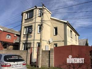 Дом 338м², 3-этажный, участок 6 сот.  