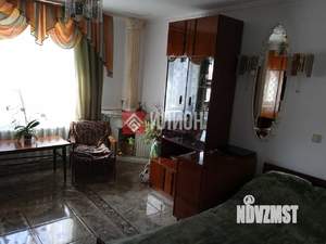 Дом 100м&sup2;, 2-этажный, участок 5 сот.  