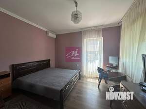 Дом 255м², 3-этажный, участок 4 сот.  